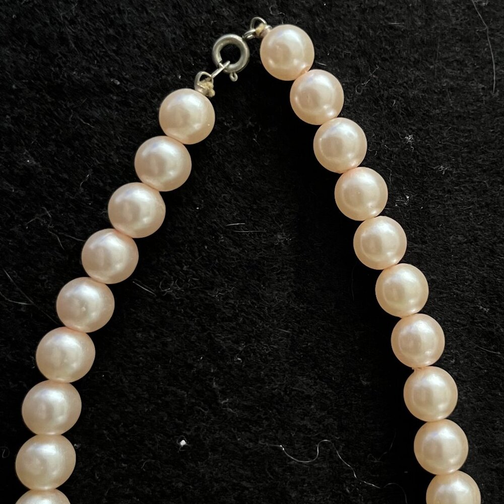 Vintage Estate Faux Pearl, Pink ‘Crystal’ and Silver-Tone Accent Necklace 24” - Picture 6 of 6